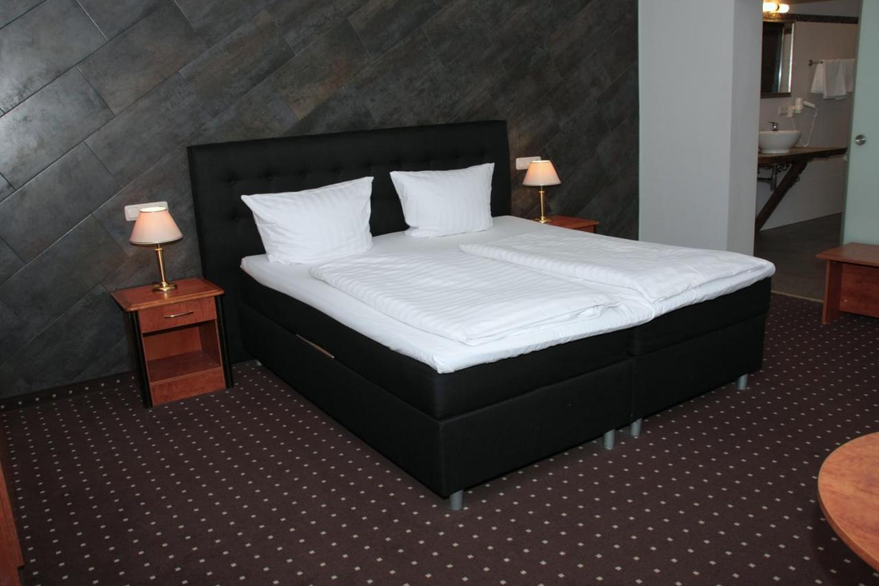 Hotel Zeil Франкфурт на Майн Екстериор снимка