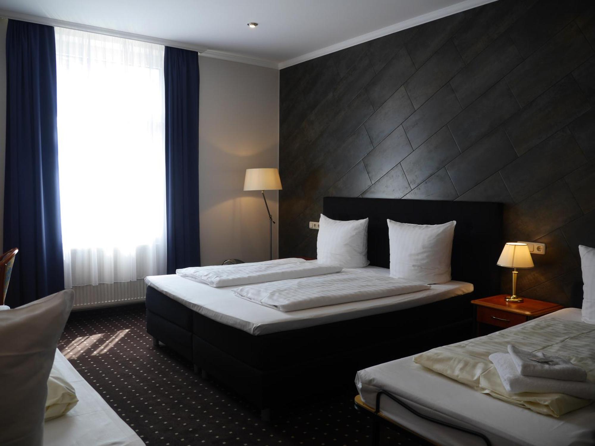 Hotel Zeil Франкфурт на Майн Екстериор снимка